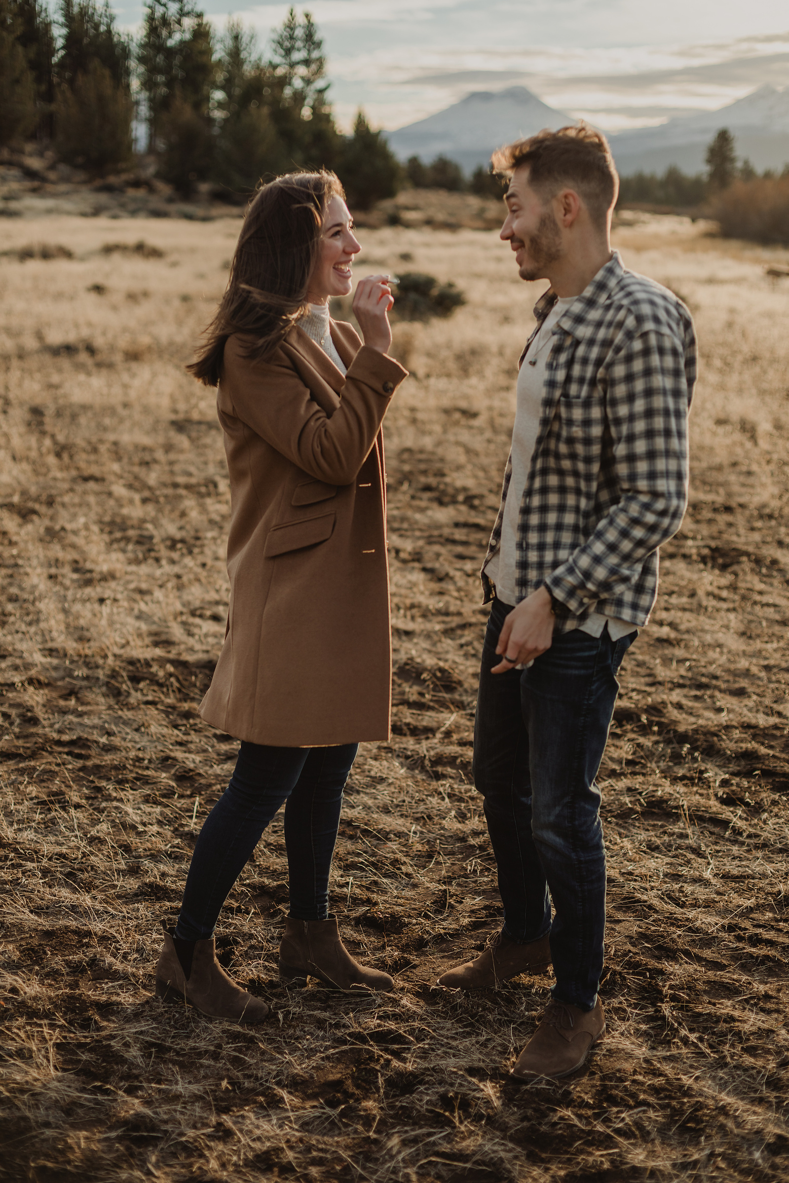 Engagement photo session in Bend, Oregon