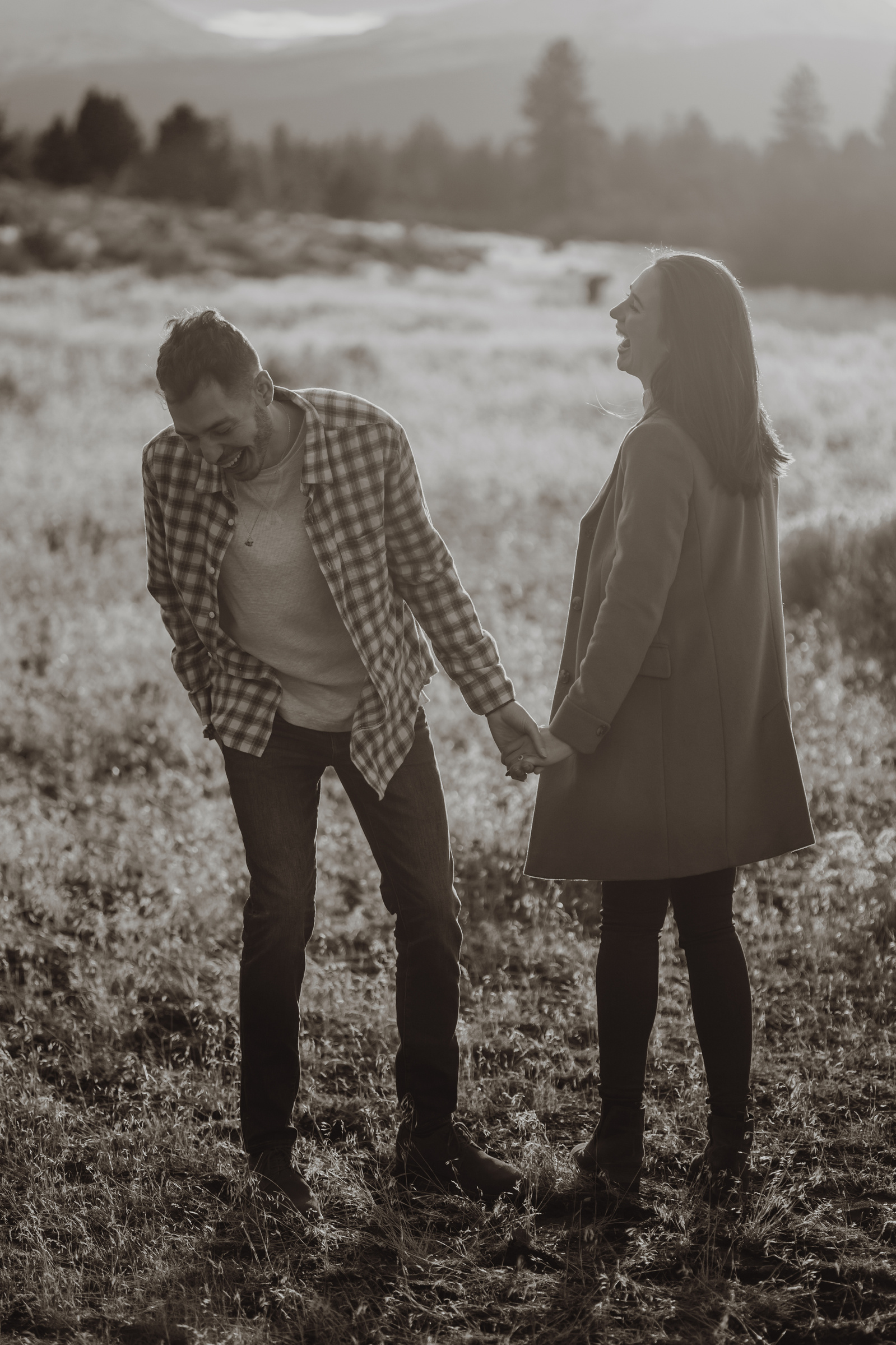Engagement photo session in Bend, Oregon