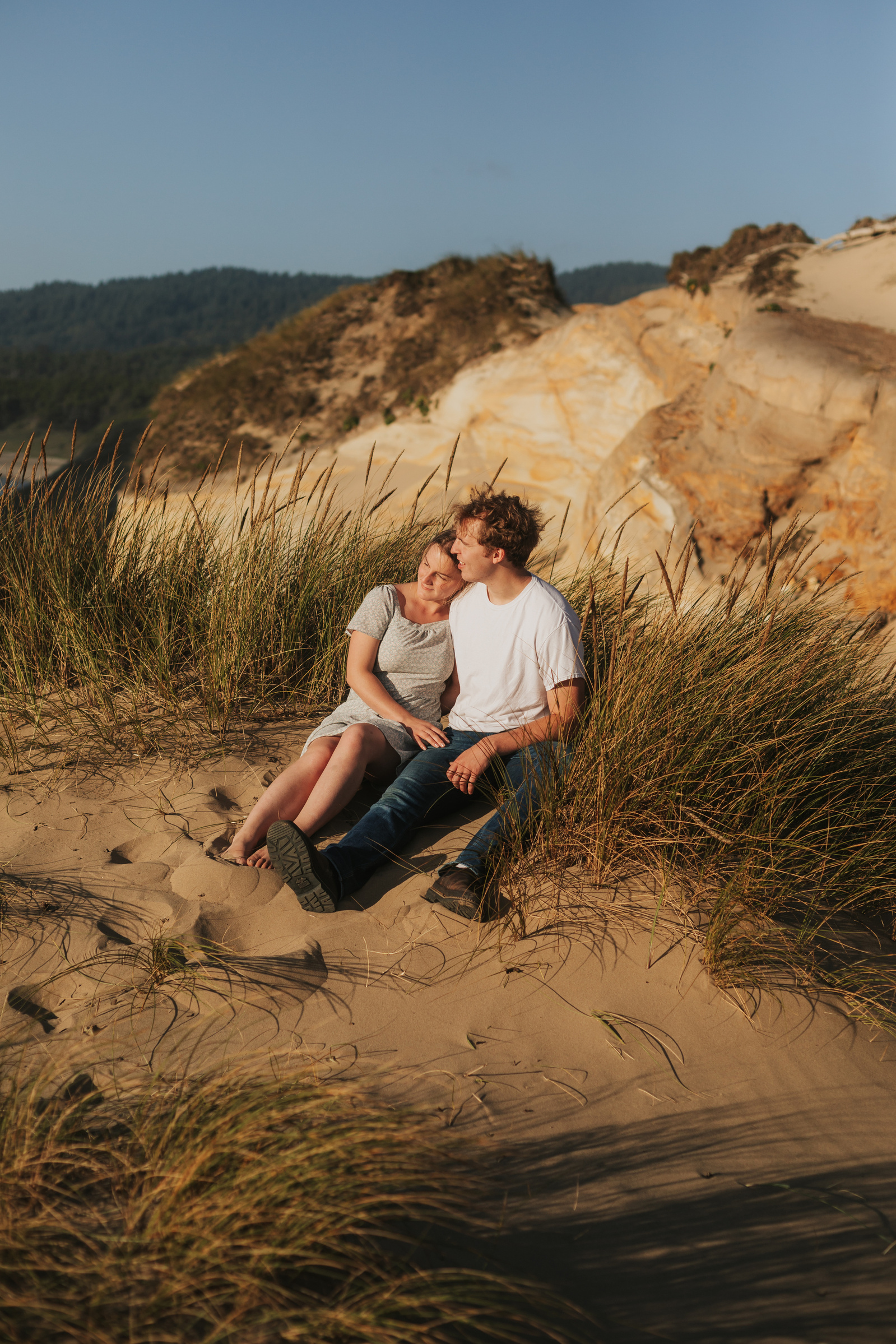 Oregon Engagement Photographer