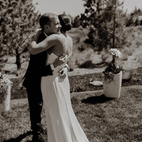 first look bend oregon wedding