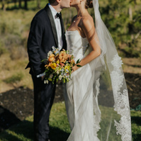 couples photos bend oregon wedding photography