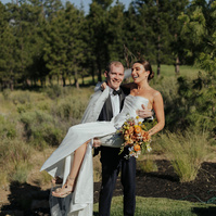 backyard wedding bend oregon 