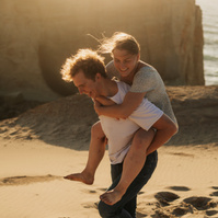Oregon Engagement Photographer 