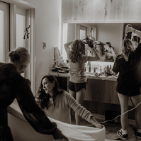 photo of bride getting ready at Brasada Ranch during her Bend Oregon wedding