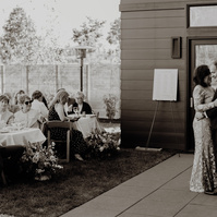 photo of wedding first dance in bend oregon