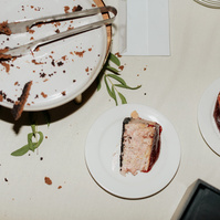 cake photo at Bend Oregon wedding at Brasada Ranch
