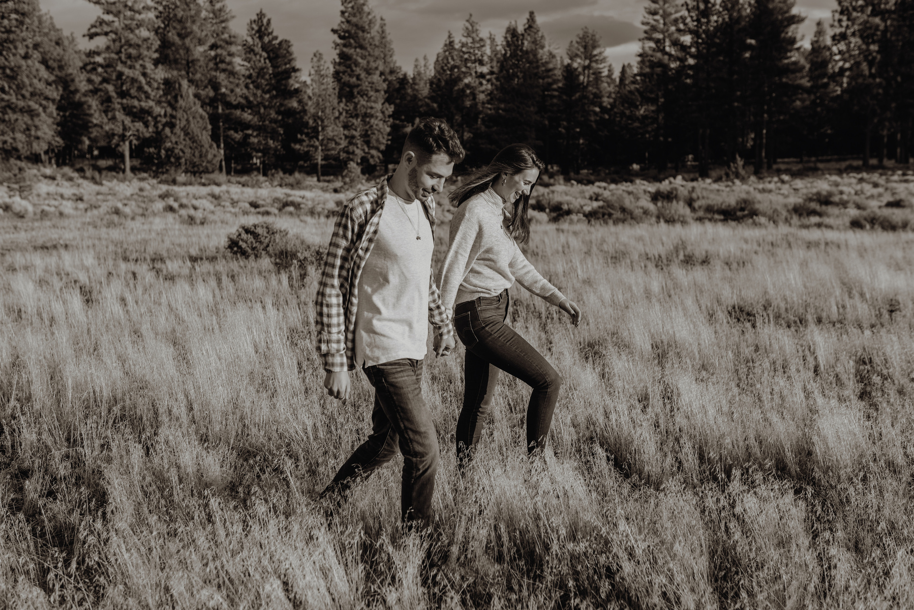 Engagement photo session in Bend, Oregon