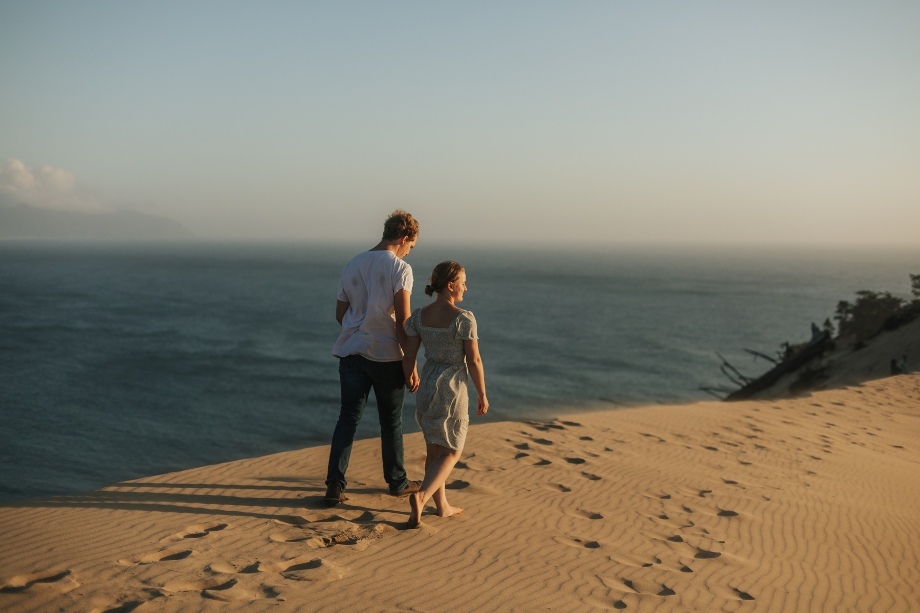 Oregon Coast Engagement Photos At Cape Kiwanda 