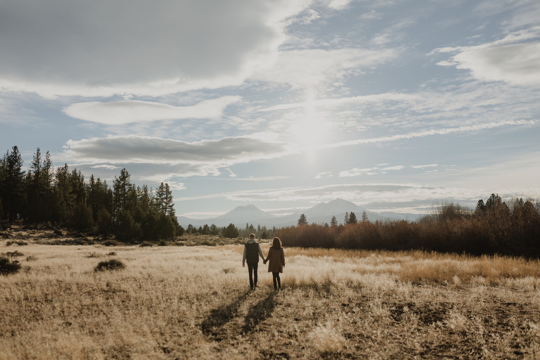 Engagement photo session in Bend, Oregon