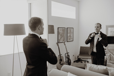 Getting Ready Photos Bend Oregon Wedding