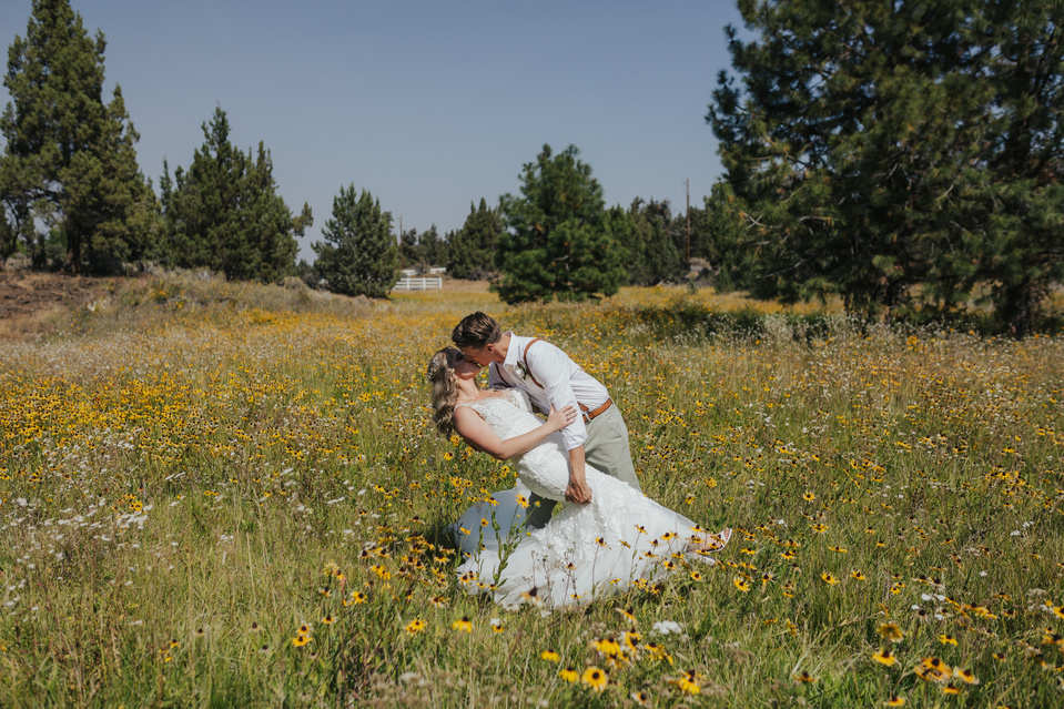 Bend Oregon wedding photographer