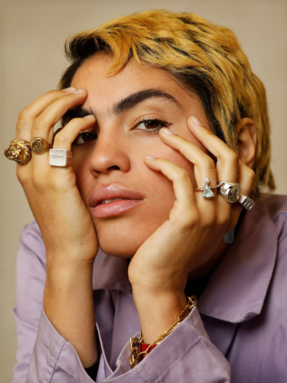 Kiala Kanzi Berlin based goldsmith/ jewellery designer
