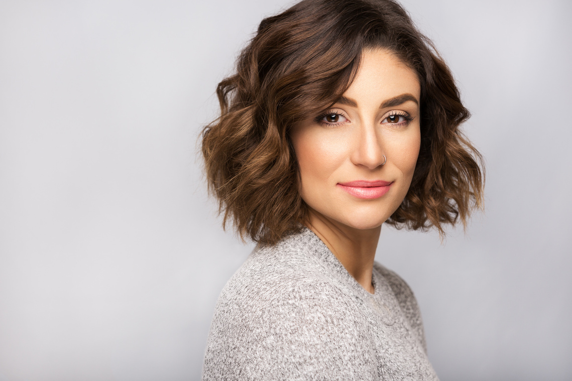 Lura Lauer, Photographer and Model