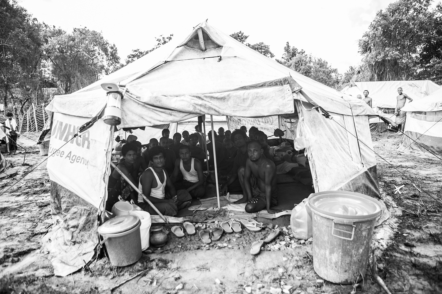 Rohingya boat people detainment camps Taung Pyo myanmar burma