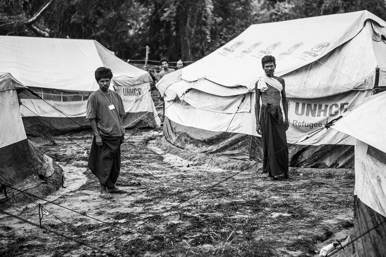 Rohingya boat people detainment camps Taung Pyo myanmar burma