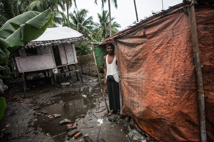 Rohingya Aung Minglar Myanmar Burma Human Rights