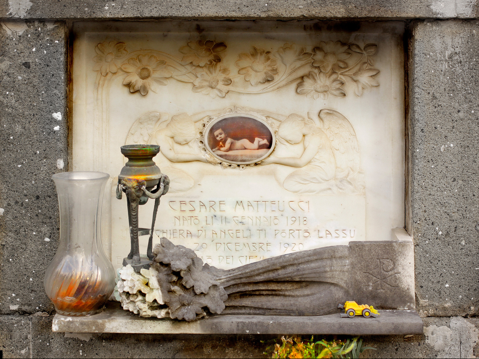 Columbarium, Cimitero del Verano, Familie Matteucci