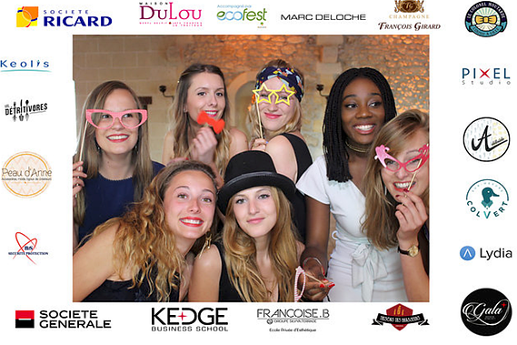 Borne Photo Booth Bordeaux maria alberola borne Photo Booth borne photo photomaton photographe bordeaux