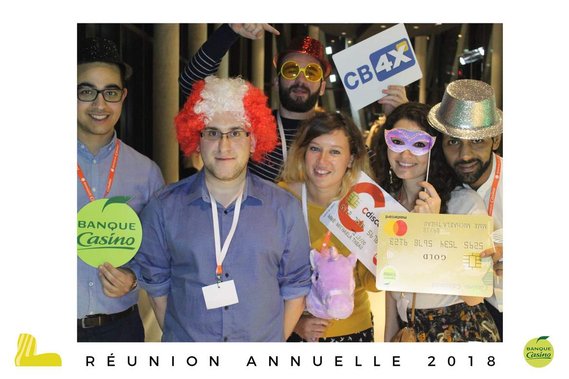 Borne photo booth Cité du vin Bordeaux maria alberola borne Photo Booth borne photo photomaton photographe bordeaux