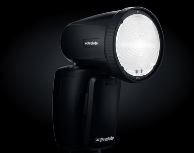 Blog post title image for Profoto A1 Beauty Shoot – with Light-Shaper Ambassador Tina Eisen