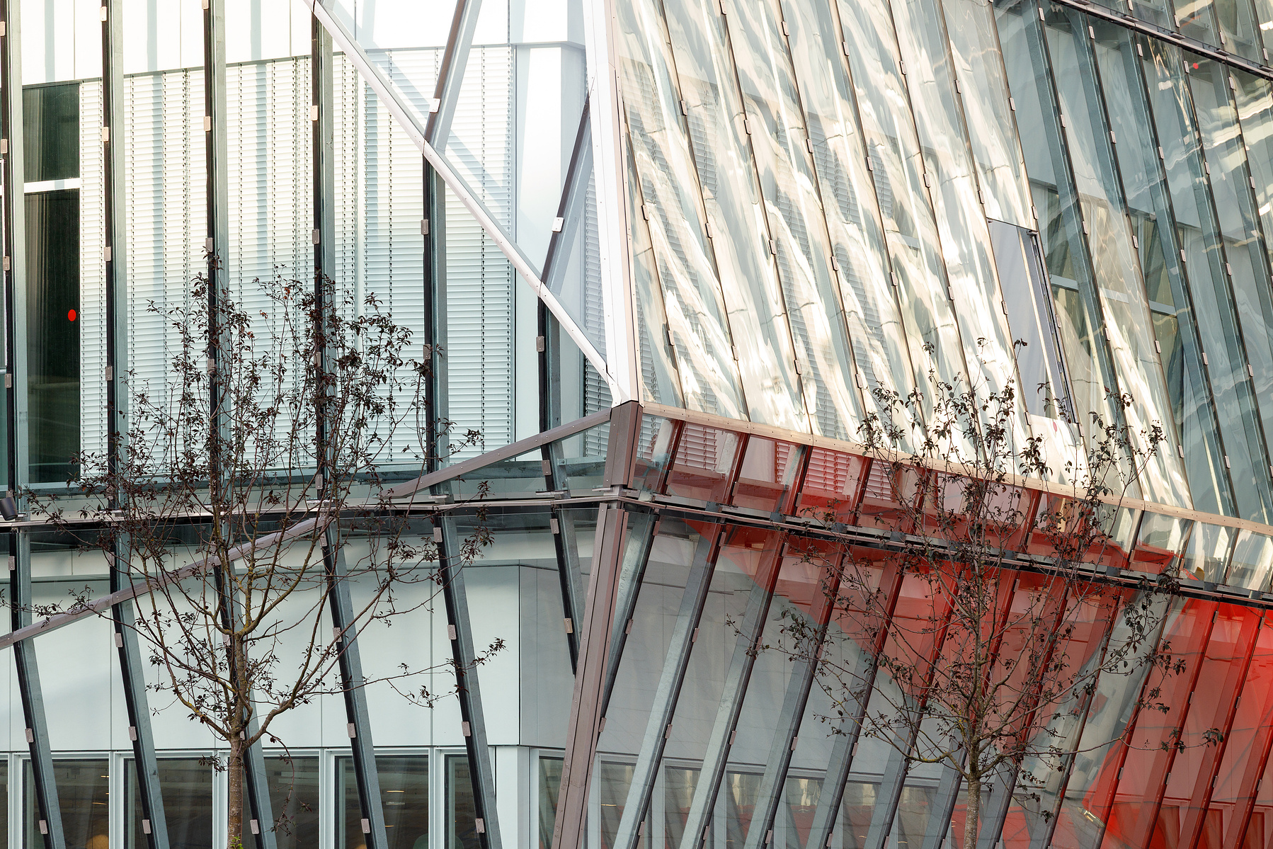 Reportage photo par Tilt and Shoot, Photographes d'Architecture par Maud Serra et Caroline Picard, sur la réhabilitation de la tour Pleyel, la construction de la tour Maestro et du bâtiment Music Hall à Saint-Denis (93) par 163 Ateliers-Sretchko Markovic,