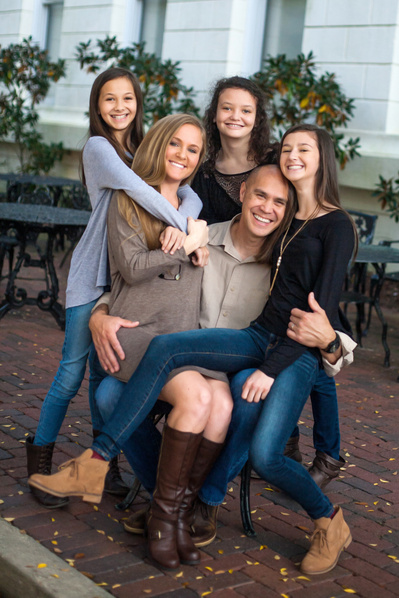A family photo shoot in Atlanta.