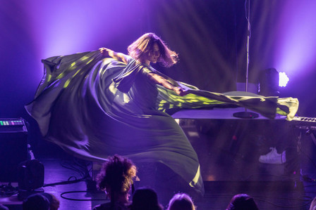 France, Sannois, 2023-11-24. Sainte Nicole performs at the EMB. The band Sainte Nicole interpret their first songs on the stage of the EMB. Photograph by Thomas AMEVET&amp;#x2F;Hans Lucas.
France, Sannois, 2023-11-24. Sainte Nicole donne un concert a l EMB. Le duo