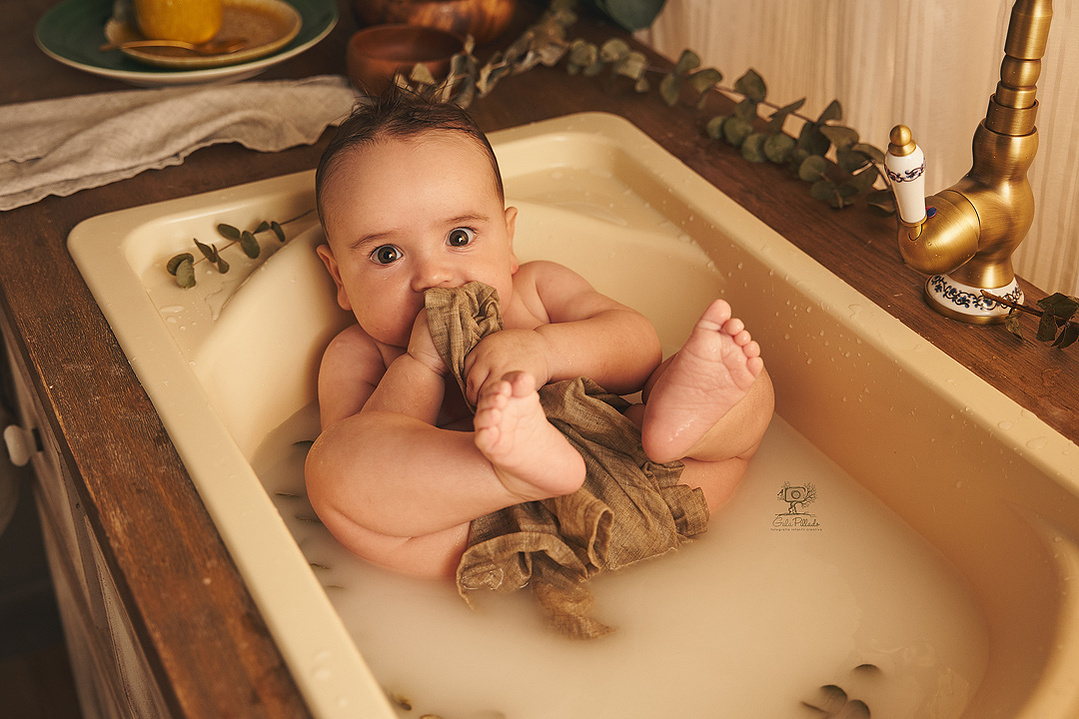 Baño de leche de bebe en Asturias