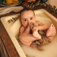 Baño de leche de bebe en Asturias