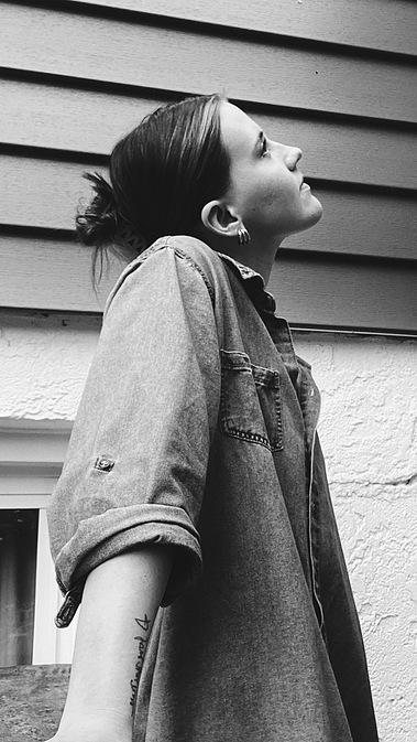 Jocelyn Licwinko posing outside her home in West Chester, PA.