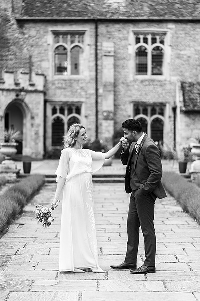 Notley Abbey Wedding Bride and Groom