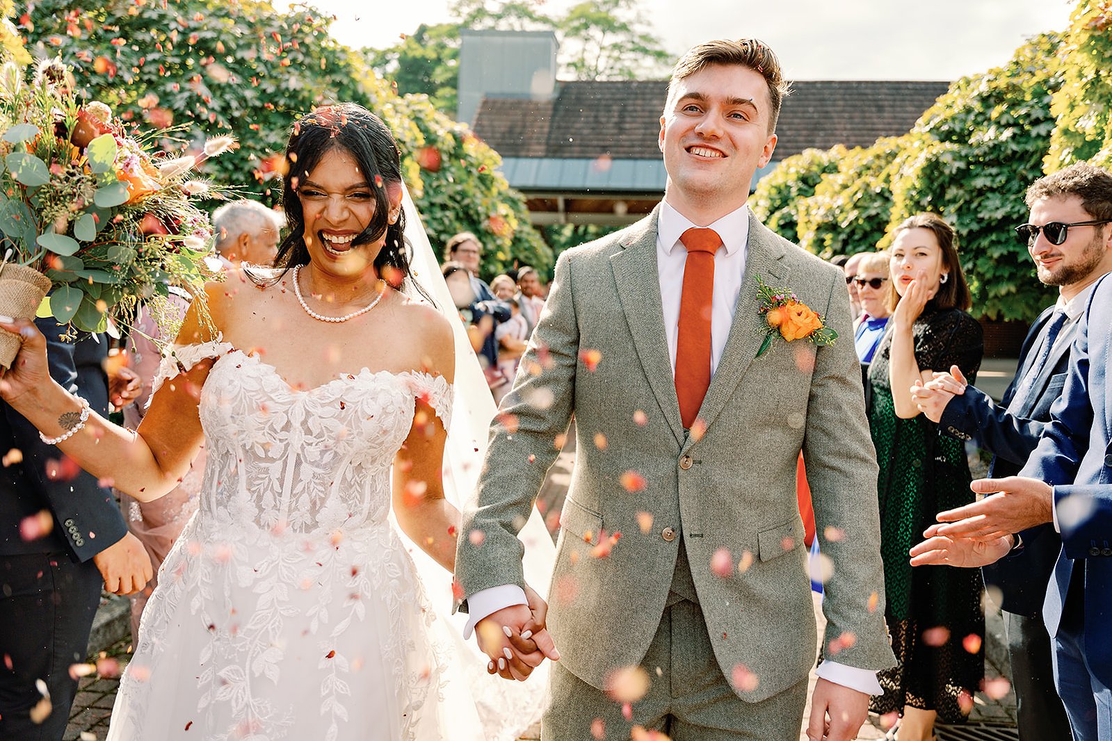 St Dunstan's Church Wedding Confetti