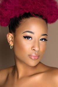 <title>Angel Thompson | Atlanta Creative Production Agency – Strategy, Photography & Design</title>
<meta name="description" content="Work with Angel Thompson, a top Atlanta-based creative producer delivering bold strategy, photography, and design for bra
