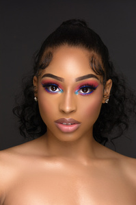 <title>Angel Thompson | Atlanta Creative Production Agency – Strategy, Photography & Design</title>
<meta name="description" content="Work with Angel Thompson, a top Atlanta-based creative producer delivering bold strategy, photography, and design for bra