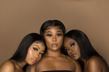 <title>Angel Thompson | Atlanta Creative Production Agency – Strategy, Photography & Design</title>
<meta name="description" content="Work with Angel Thompson, a top Atlanta-based creative producer delivering bold strategy, photography, and design for bra