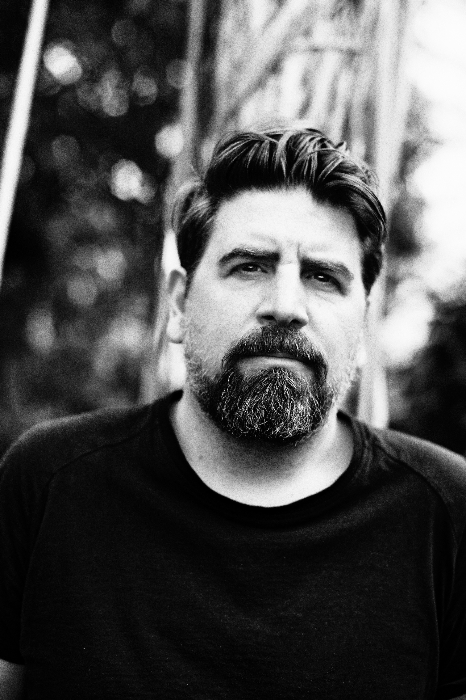 
Julien Fertl, Nürnberg, Fotograf, Portrait, Reportage, Stefan Prange, The Green Apple Sea, Treibhaus, Grün, Pflanzen, Natur, Musik, Musiker, Gitarrist, Rolling Stone, Erlangen, Analog, Nikon