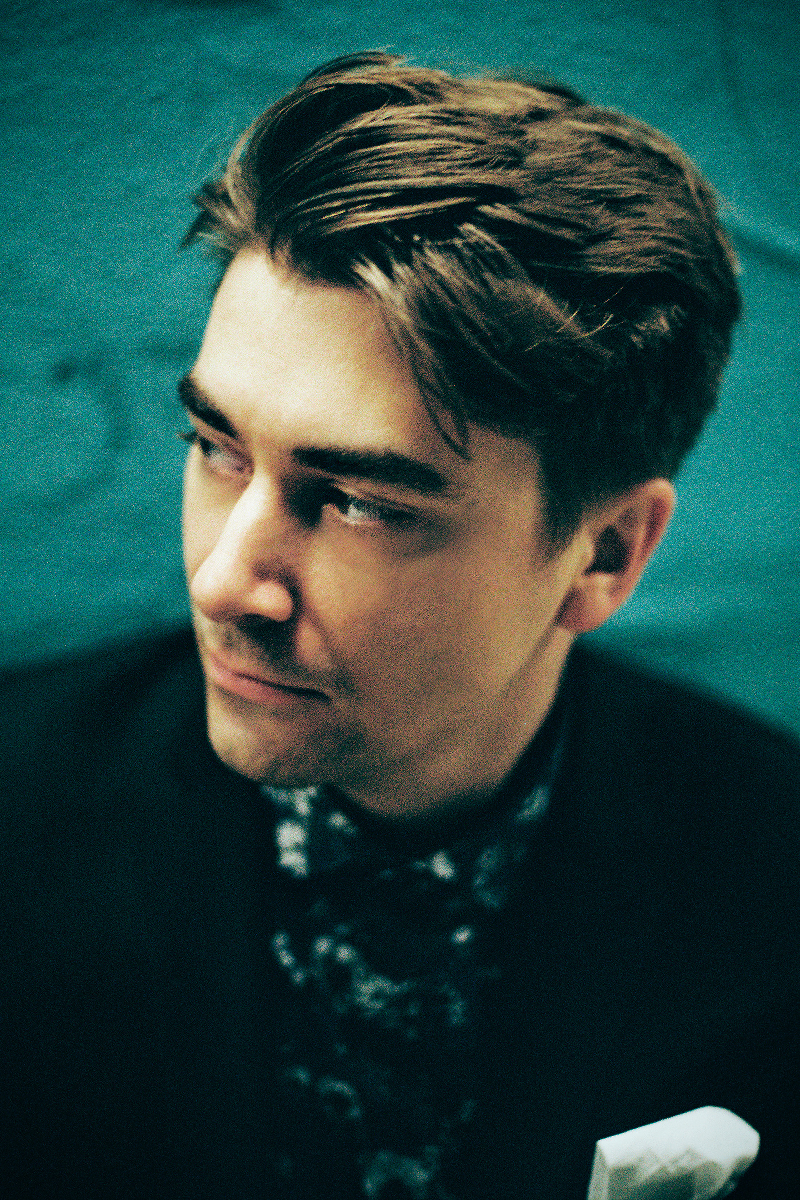 Julien Fertl, Nürnberg, Fotograf, Corporate, Portrait, Journalist, Björn Bischoff, Erlangen, Autor, Texter, Schreiben, Verfassen, Buch, Redaktion, Image, CI, Analog