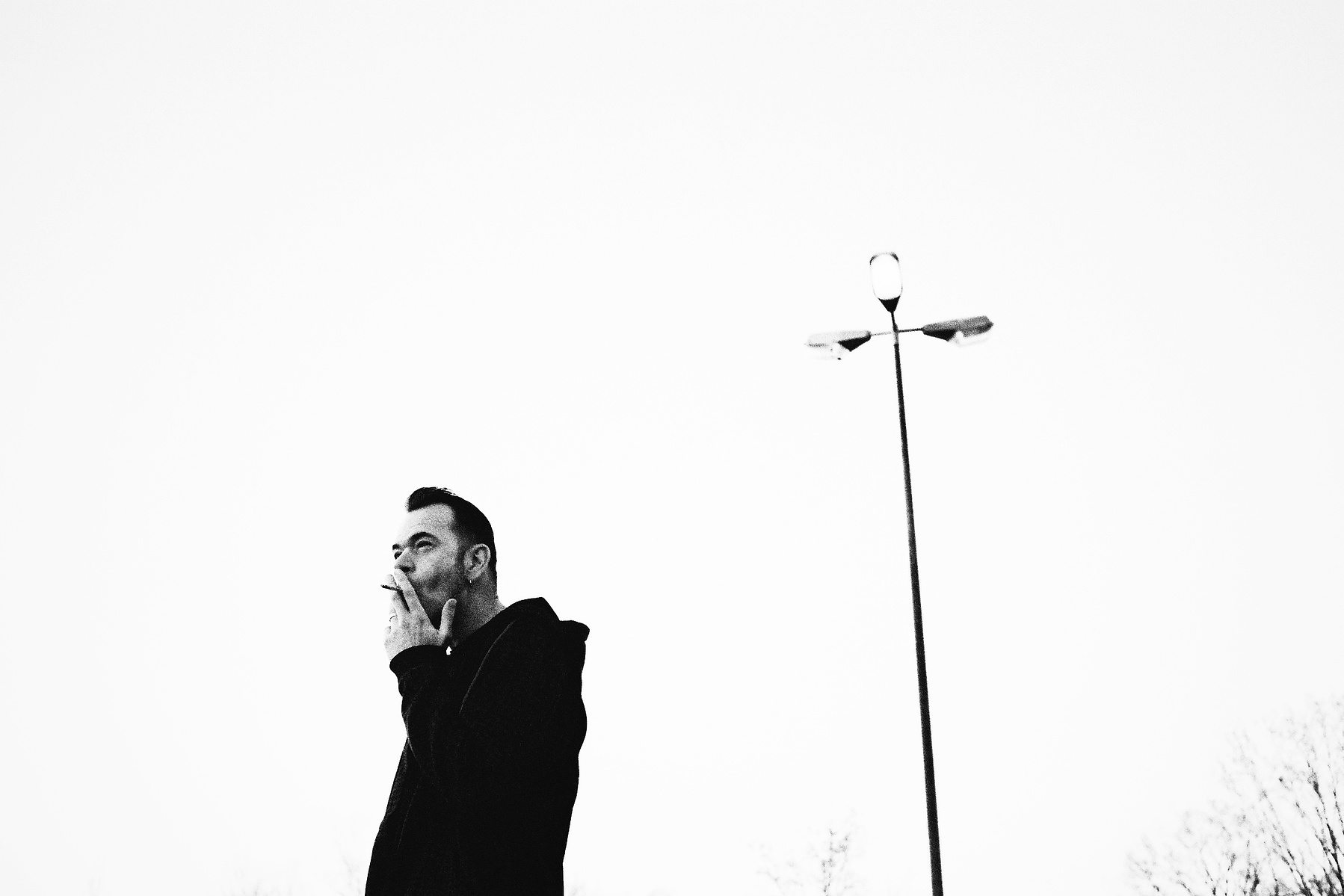 Julien Fertl, Nürnberg, Fotograf, Portrait, Musik, DJ, Produzent, Auflegen, Moormann, Torsten Jarks, Erlangen, AEG, Analog, Schwarzweiß, Nikon
