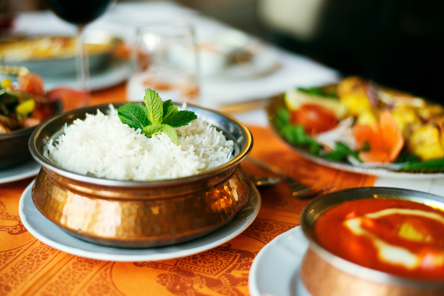 Julien Fertl, Nürnberg, Erlangen, Fürth, Fotograf, Portrait, Editorial, Corporate, House Of India, Erlangen, Restaurant, Indisch, Indien, Essen, Gastronomie, Pal Singh, Kulinarik, Tandoor, Bestellung, Tradition, Küche