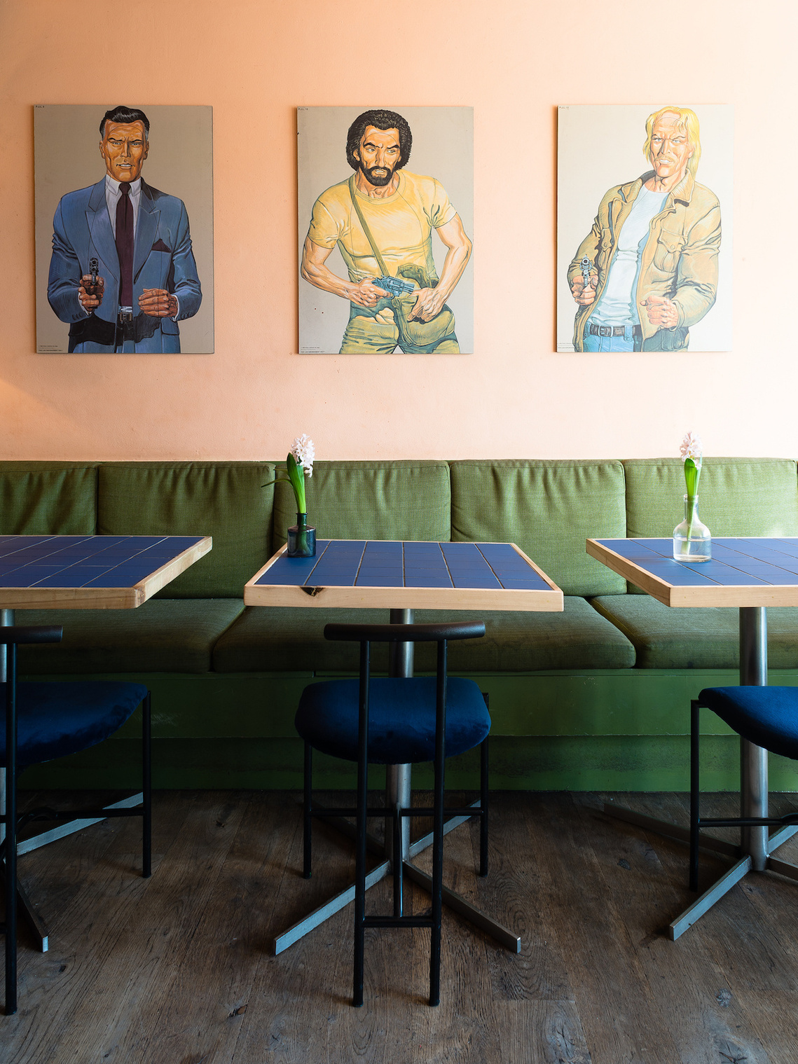 re-design of the interior and exterior for cafe Finch