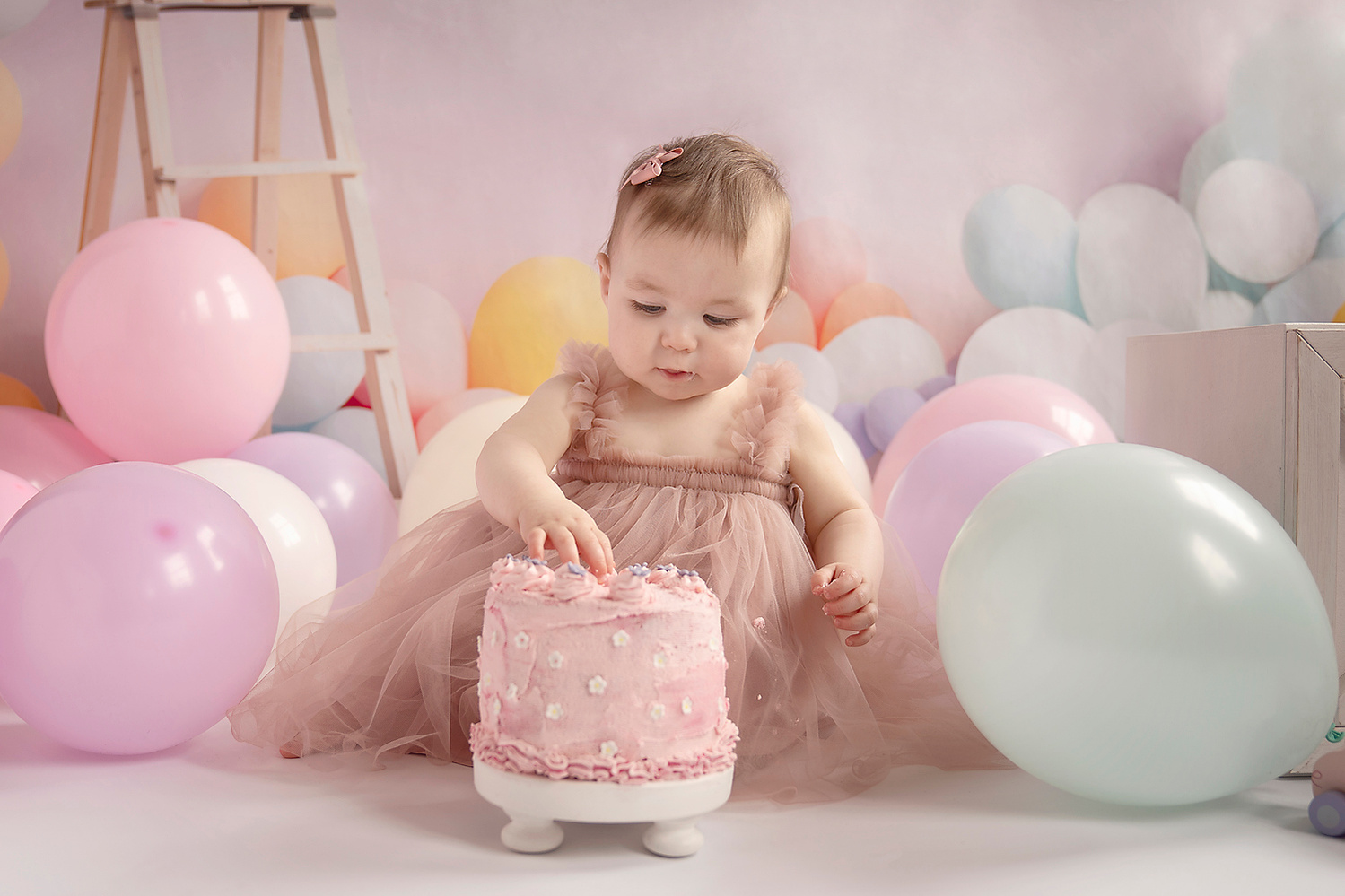 cake smash, children's photographer, derby, derby photographer, portrait photographer derby, jen mason photography