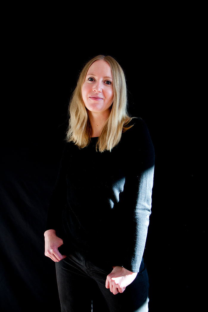 Portrait Photography Hamburg
Artistic Portrait Photography Hamburg
Headshot Hamburg
Simone Desiree Fachel Photography
Simone Desiree Fachel Fotografie
Simone Desiree Fachel