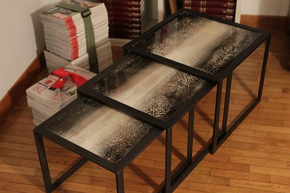 Handpainted and printed tables-set