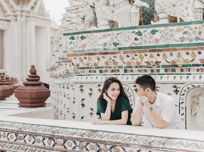 PdMJ14 Thailand Bangkok photographer for traveler at Watarun or Temple of Dawn