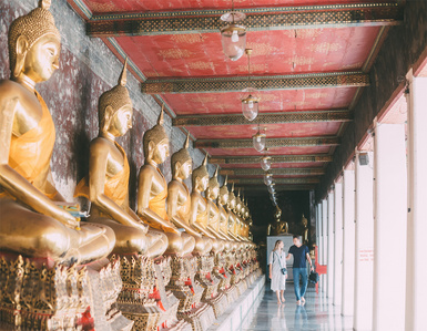 PdMJ14 Thailand Bangkok photographer for traveler at Wat Suthat