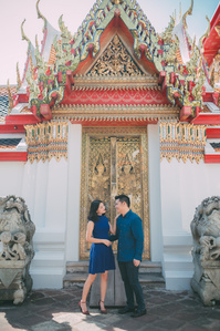 PdMJ14 Thailand Bangkok photographer for traveler at Watpho or Reclining Buddha temple