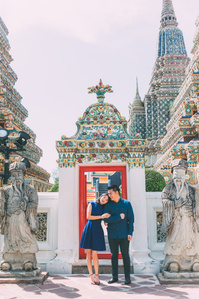 PdMJ14 Thailand Bangkok photographer for traveler at Watpho or Reclining Buddha temple