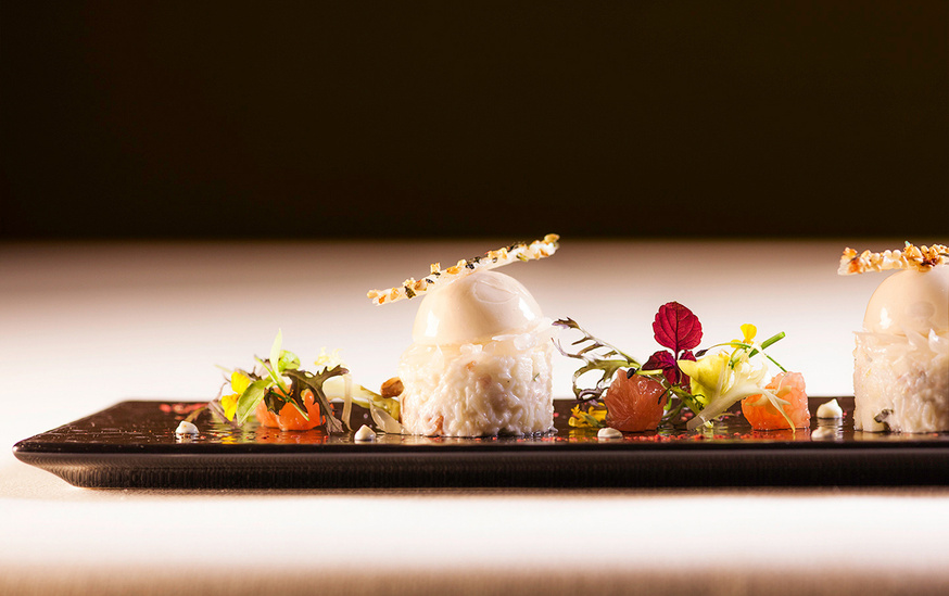 Crab and grapefruit at restaurant Parkheuvel.