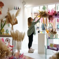 Nicole at work, at Blomme