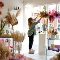 Nicole at work, at Blomme